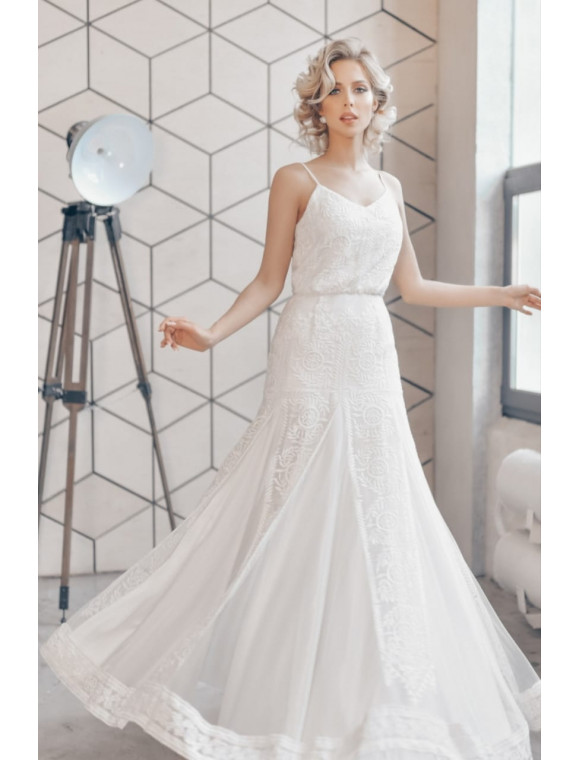 Свадебное платье ТВ0056 в салоне свадебной и вечерней моды SV: фото