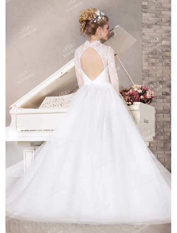 Свадебное платье 250824 в салоне свадебной и вечерней моды SV: фото